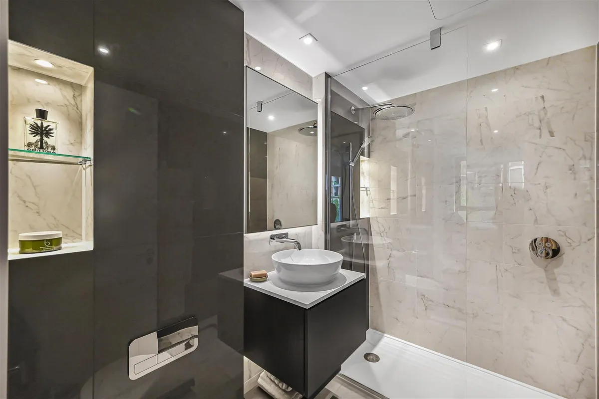 Fenwick Mansions, Paddington, W2, photo 24