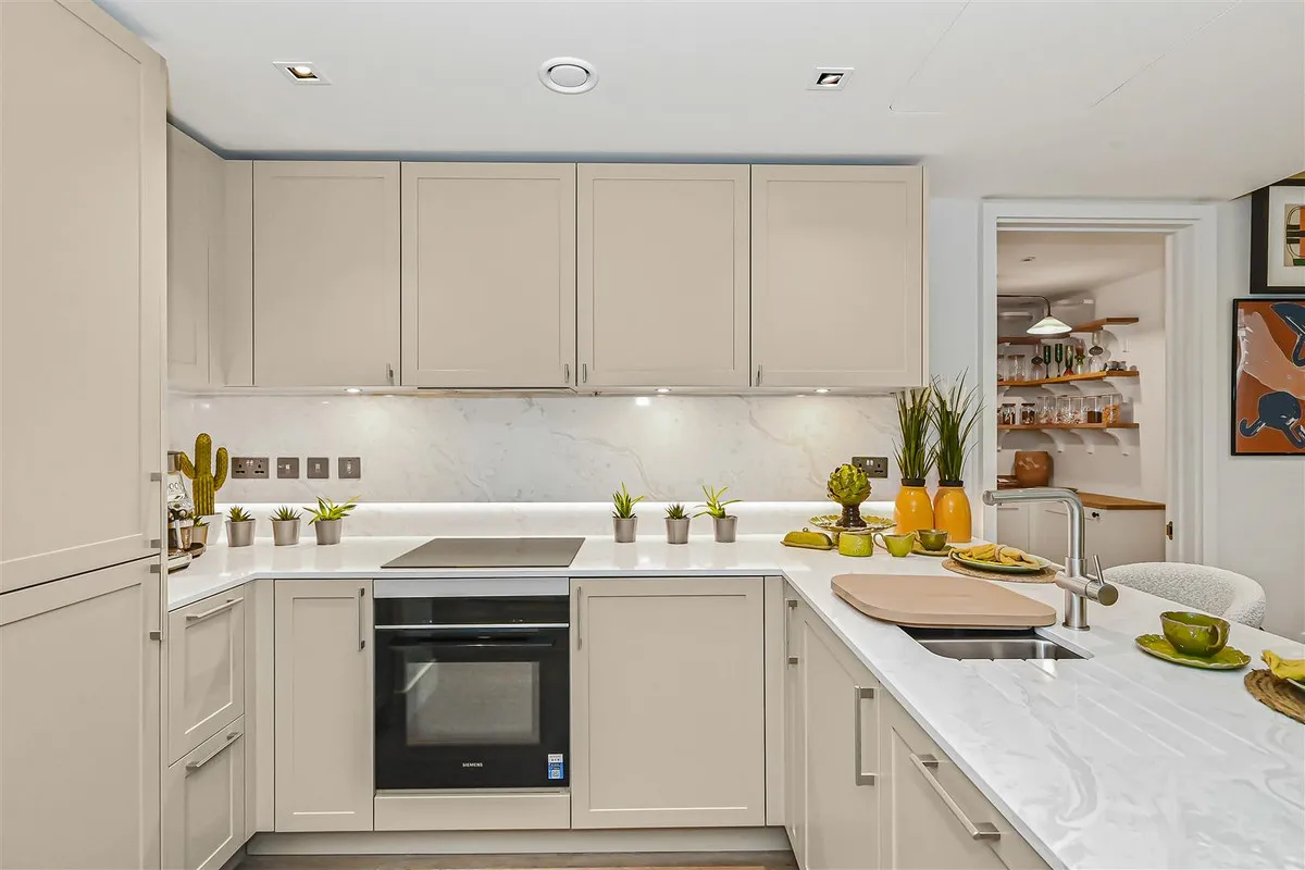 Fenwick Mansions, Paddington, W2, photo 4