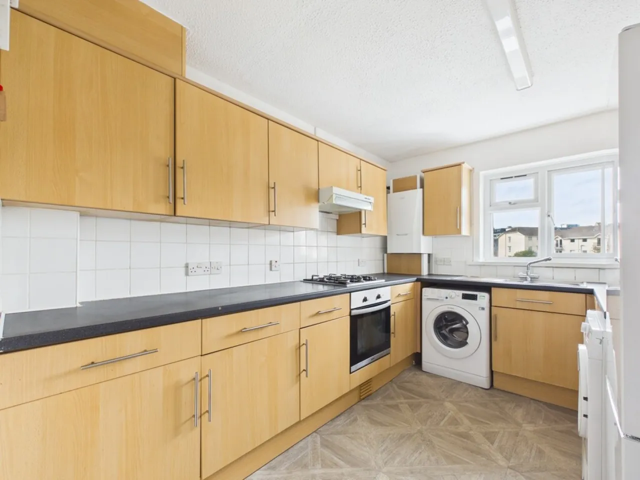 Exeter Street, Plymouth, PL4, photo 6