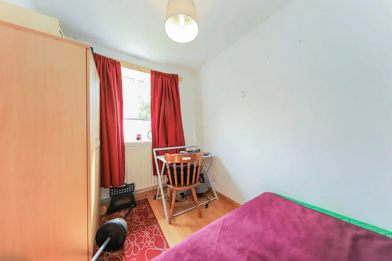 Marksbury Close, Dunstall, WV6, photo 6