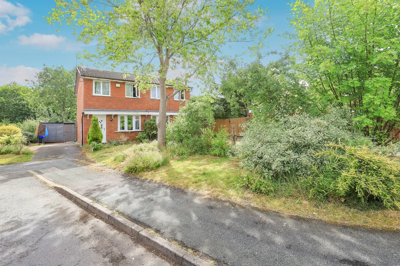 Marksbury Close, Dunstall, WV6, photo 11