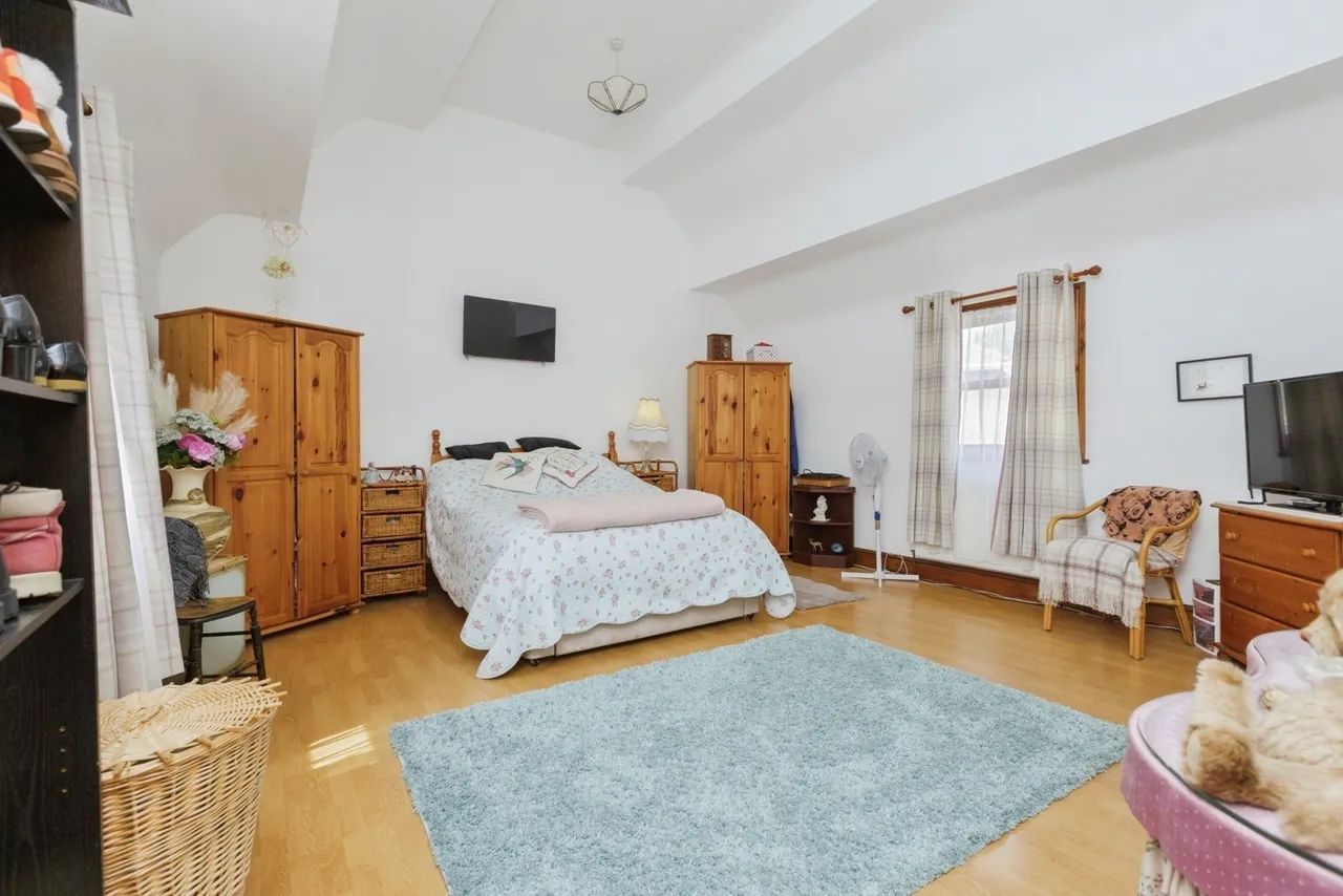 The Firs, Syston, LE7, photo 14