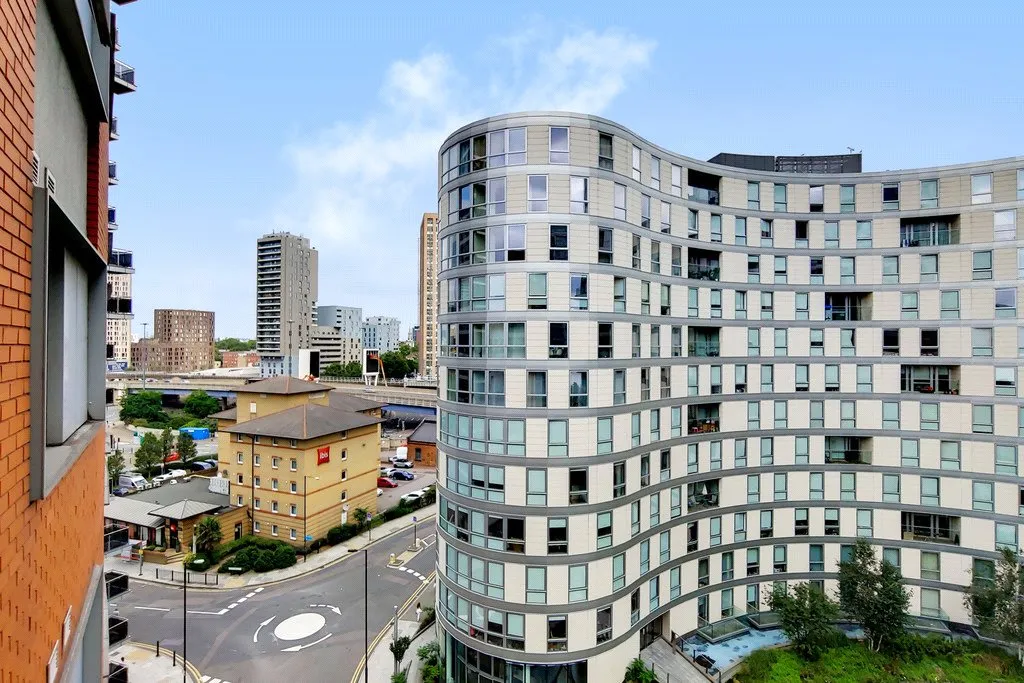 Biscayne Avenue, London, E14, photo 10