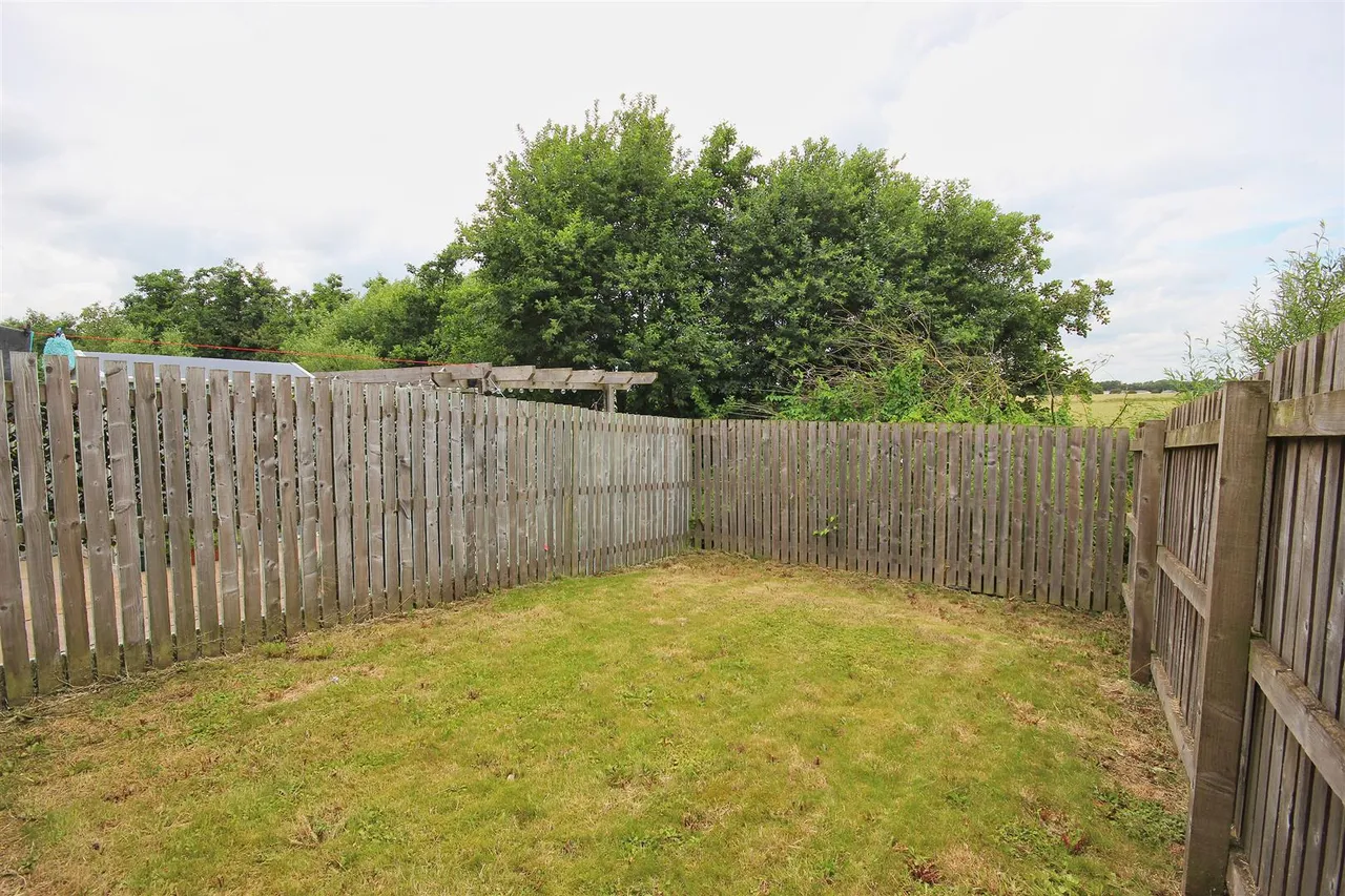 Ashcourt Drive, Hornsea, photo 16