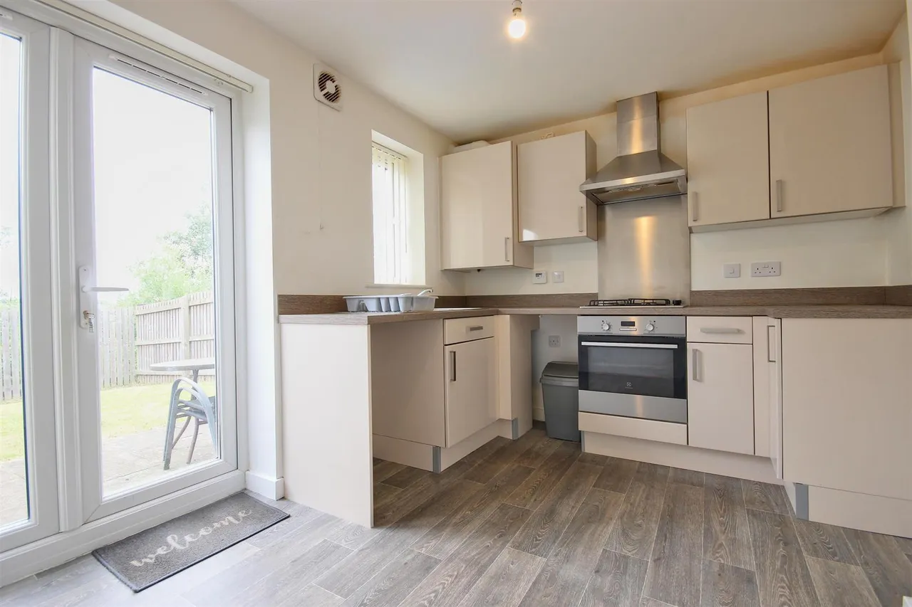 Ashcourt Drive, Hornsea, photo 13