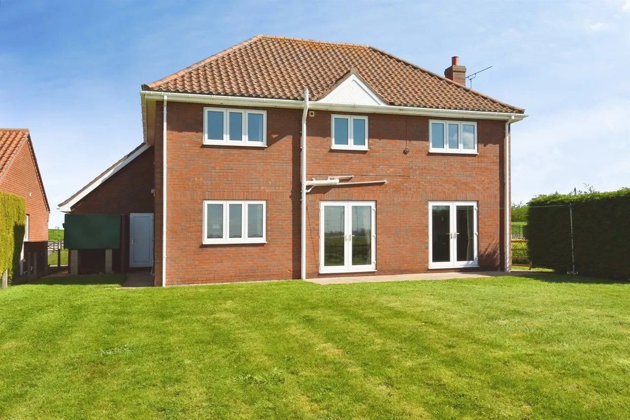 Trentside, Derrythorpe, DN17, photo 4