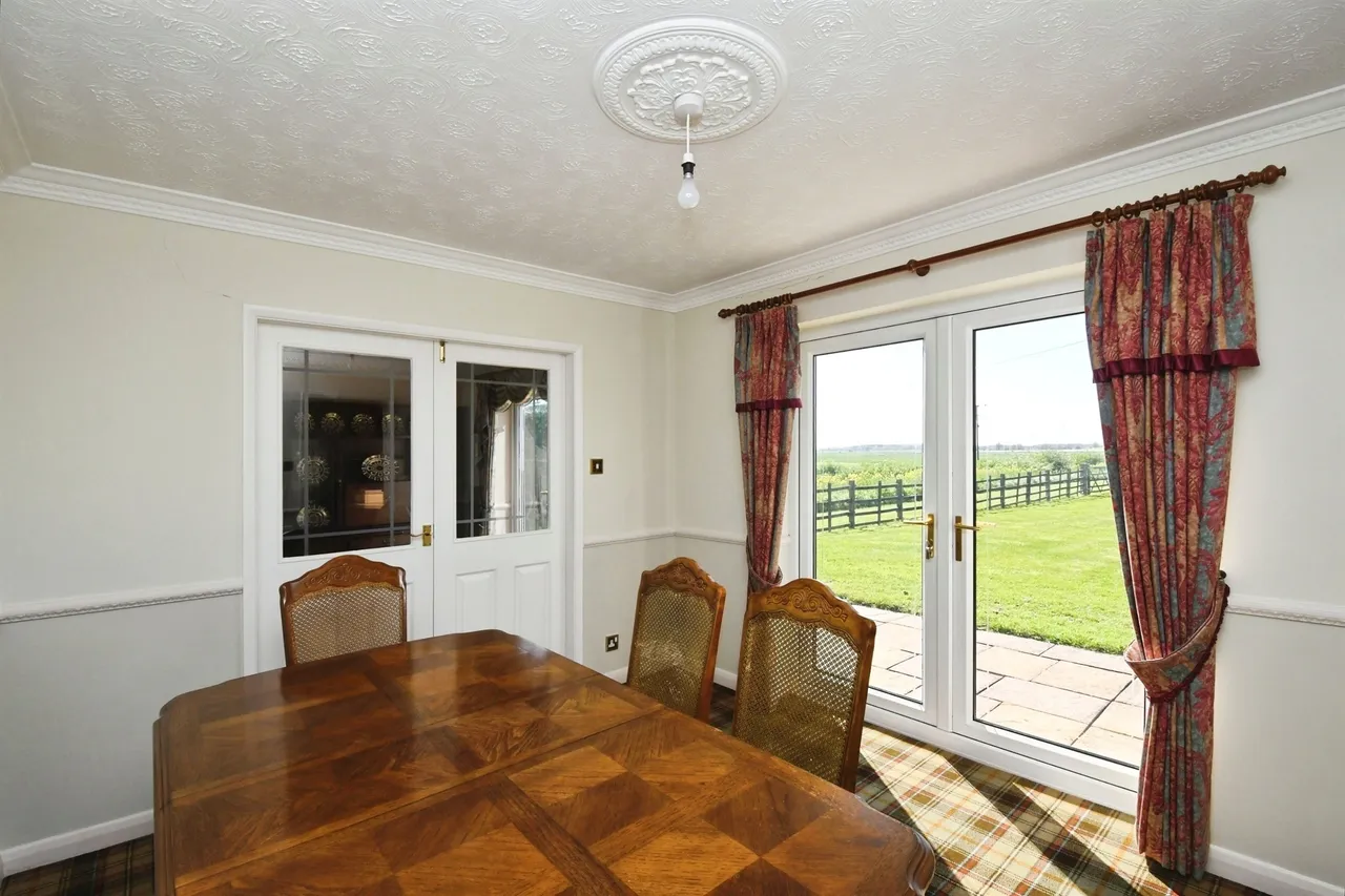 Trentside, Derrythorpe, DN17, photo 12