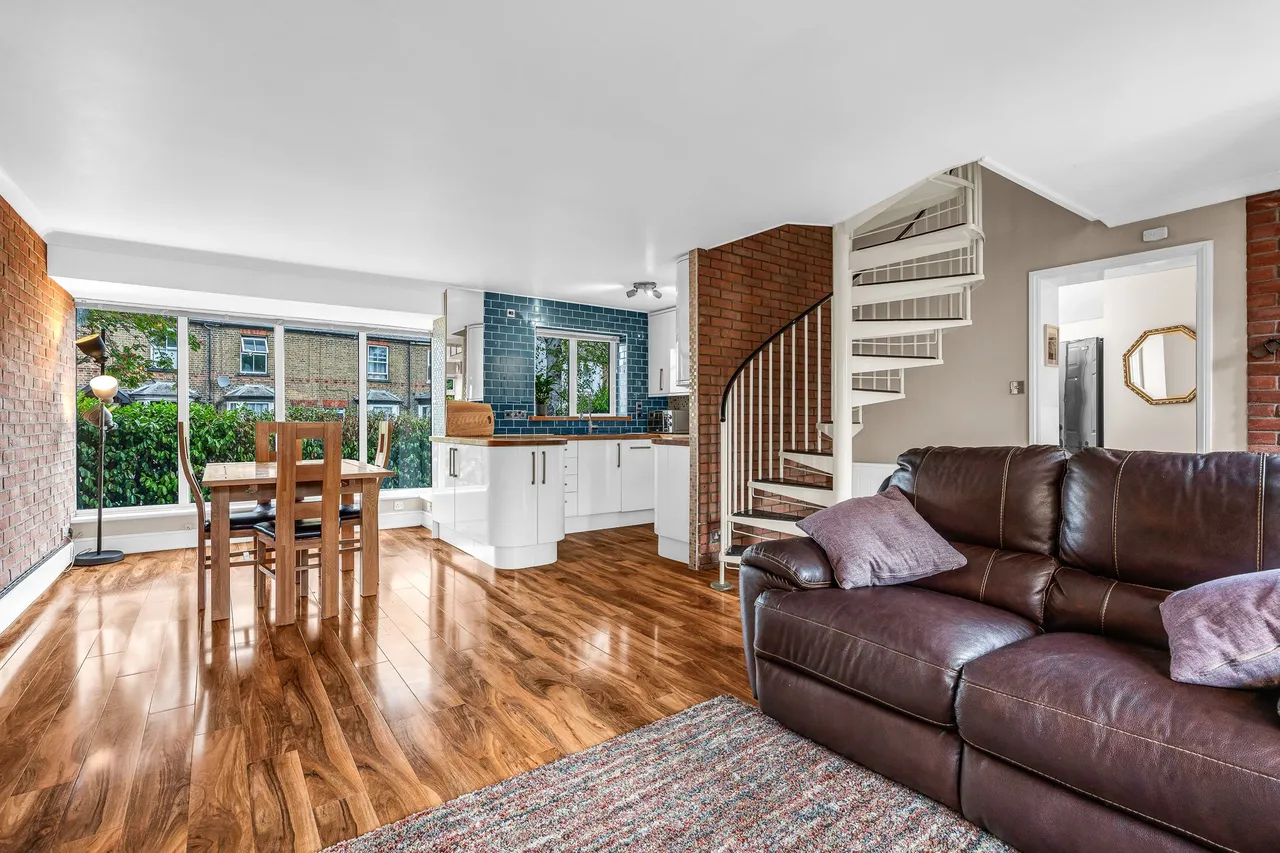 Lygean Avenue, WARE, Ware, SG12 7AR, photo 2