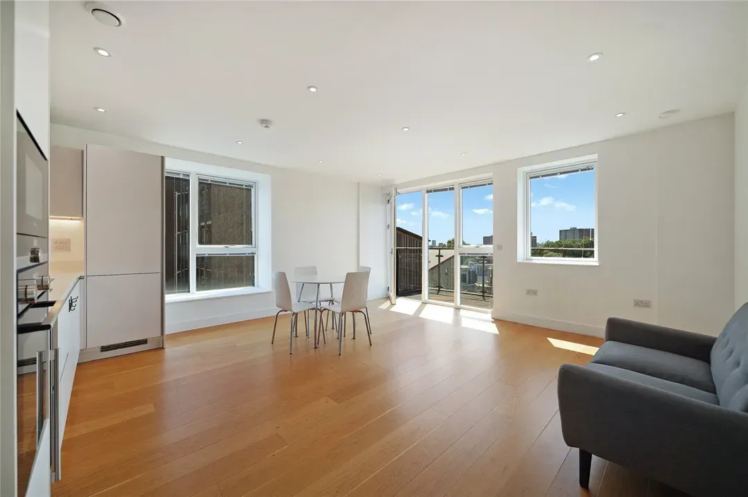 Tollgate Gardens, Kilburn, London, NW6, photo 8