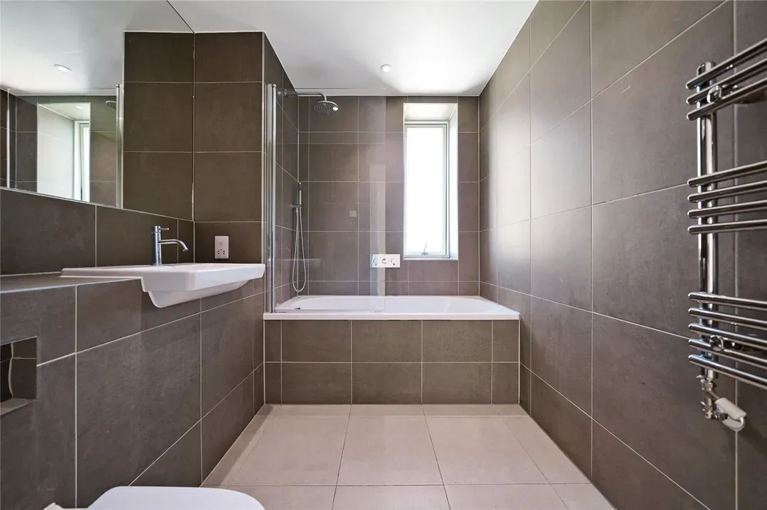 Tollgate Gardens, Kilburn, London, NW6, photo 2