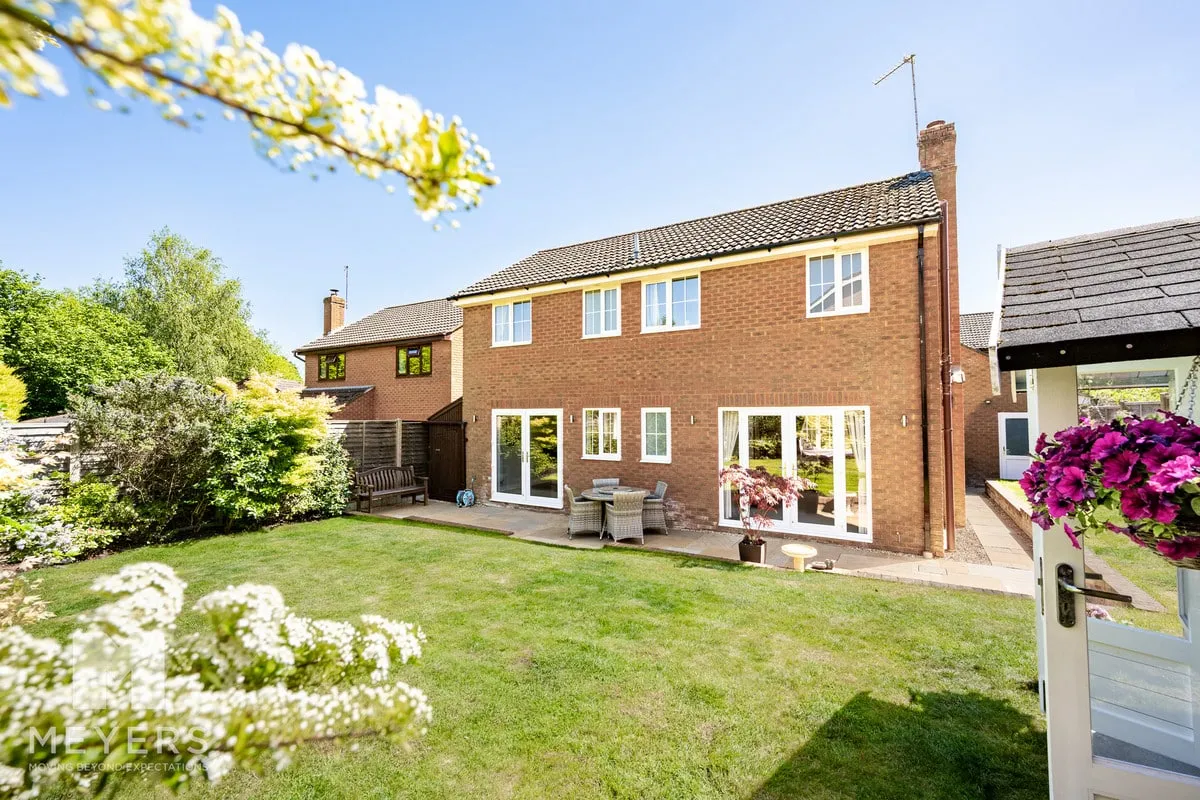 Haywards Farm Close, Verwood, BH31, photo 3