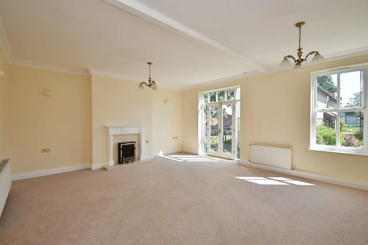Hollins Hall, Killinghall, Harrogate, photo 4