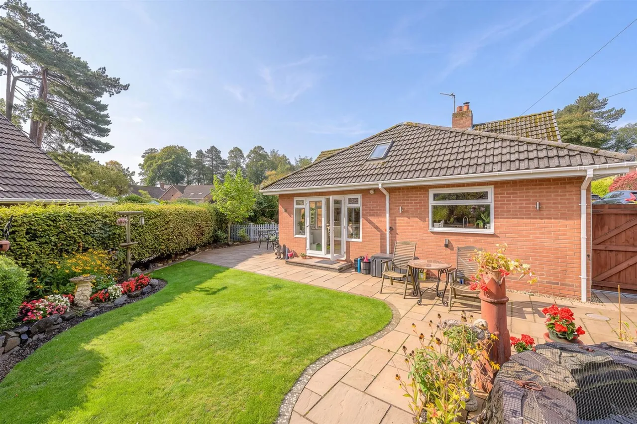 Summercourt Square, Kingswinford, DY6, photo 6