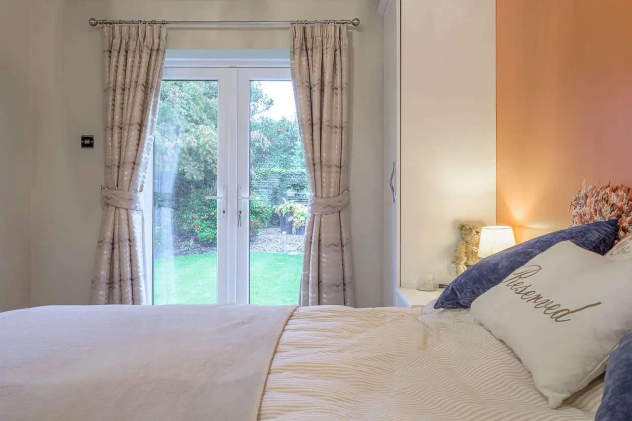 Summercourt Square, Kingswinford, DY6, photo 17