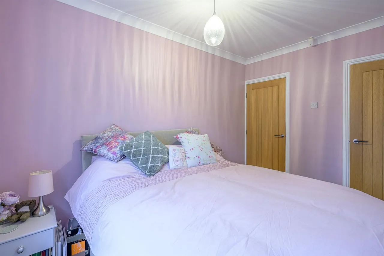 Summercourt Square, Kingswinford, DY6, photo 20