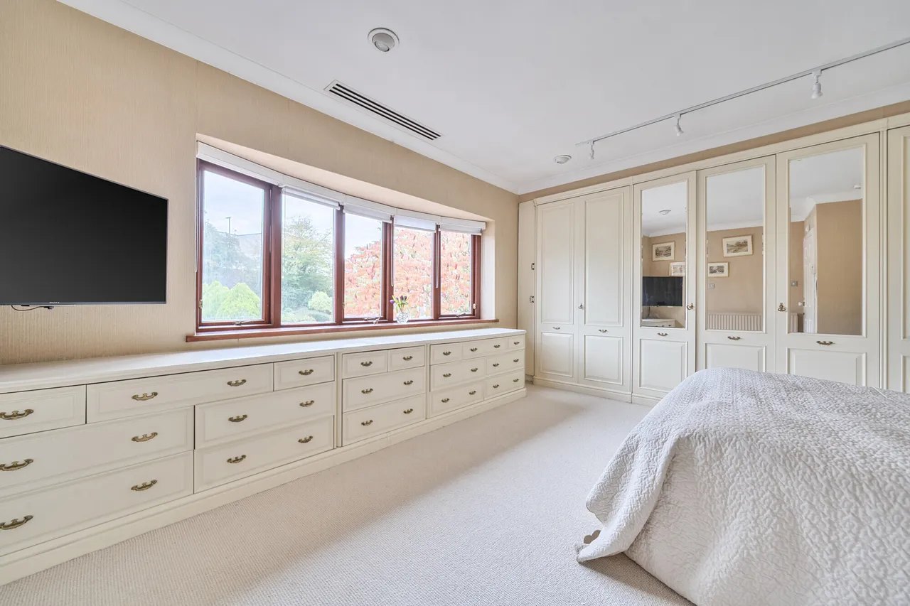 Maryrose Way, Oakleigh Park, N20, photo 12
