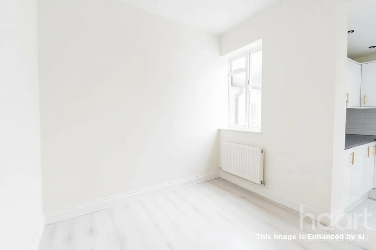 Shepperton, TW16, photo 3