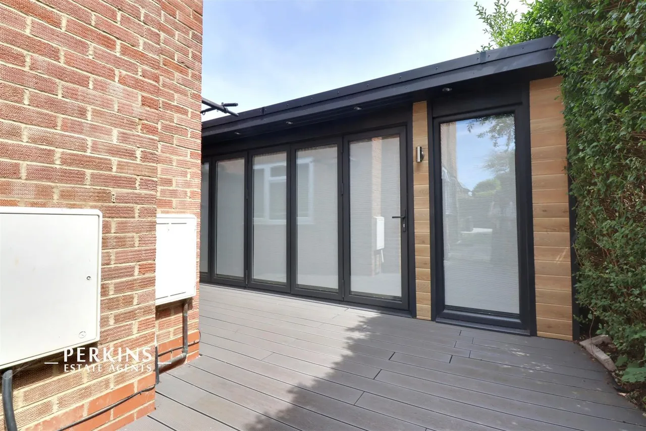 Millet Road, Greenford, UB6, photo 13