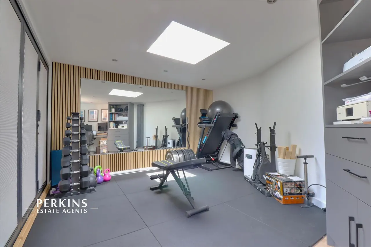 Millet Road, Greenford, UB6, photo 10