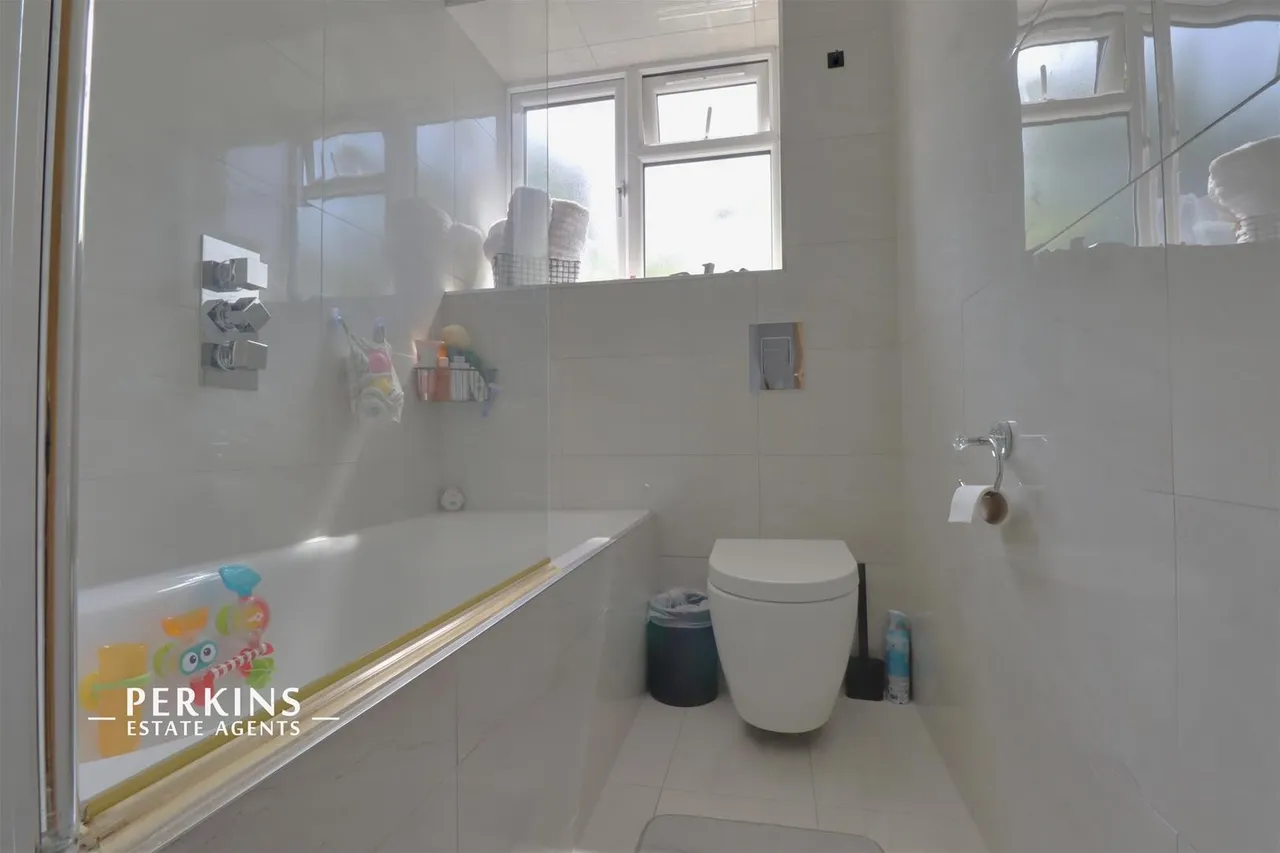 Millet Road, Greenford, UB6, photo 8
