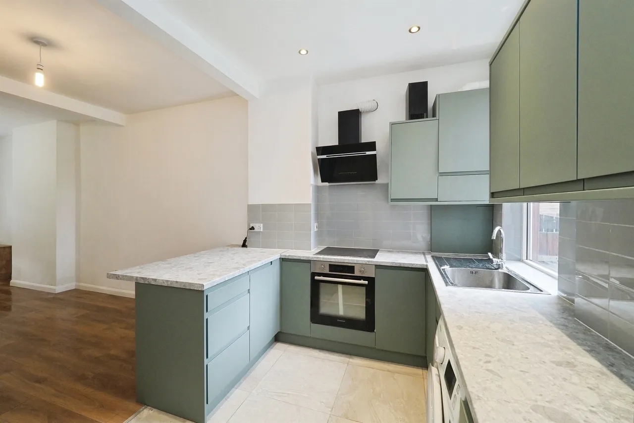 4 bed house for sale, Nottingham Road, Chaddesden, DE21
