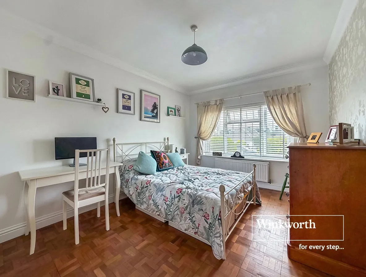 Mags Barrow, West Parley, Ferndown, Dorset, BH22, photo 12