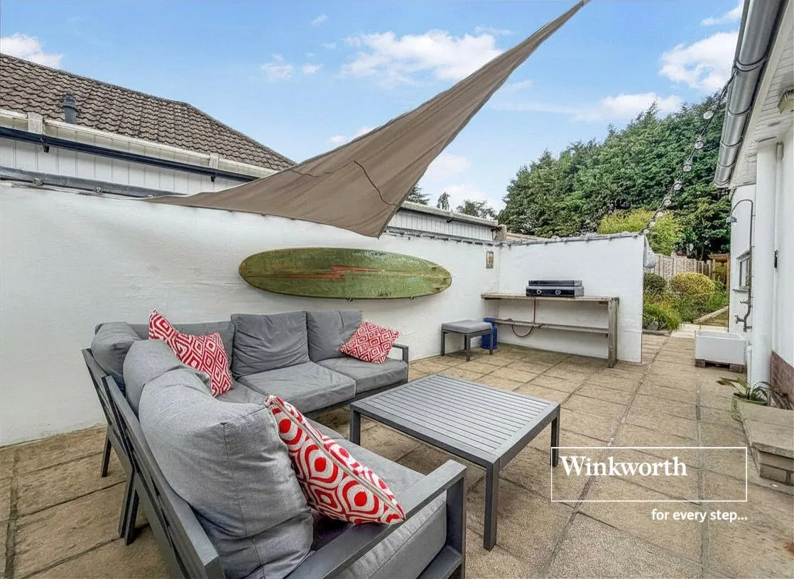 4 bed house for sale — Mags Barrow, West Parley, Ferndown, Dorset, BH22