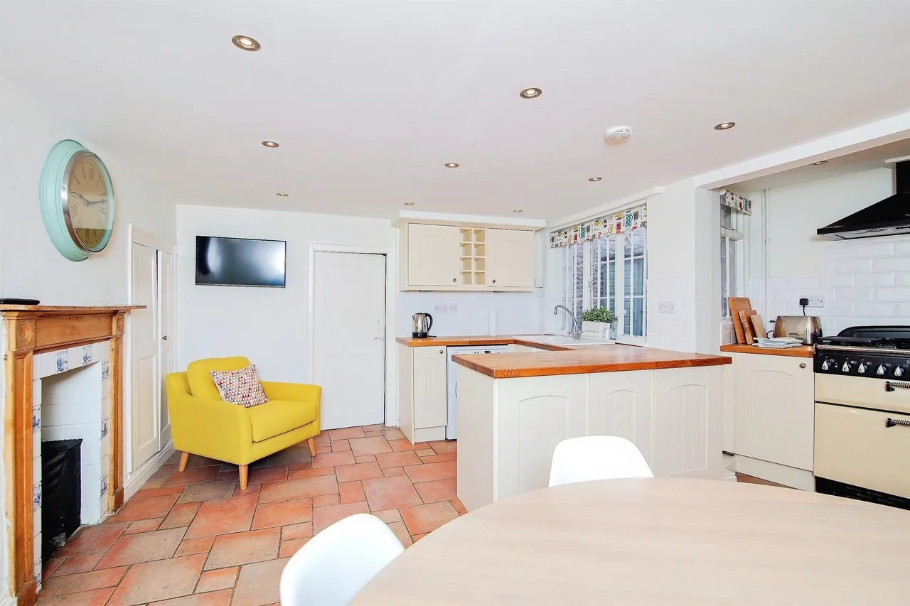North Street, Peterborough, PE8, photo 6