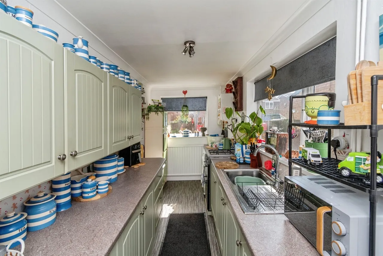 Longford Road, Cannock, photo 7