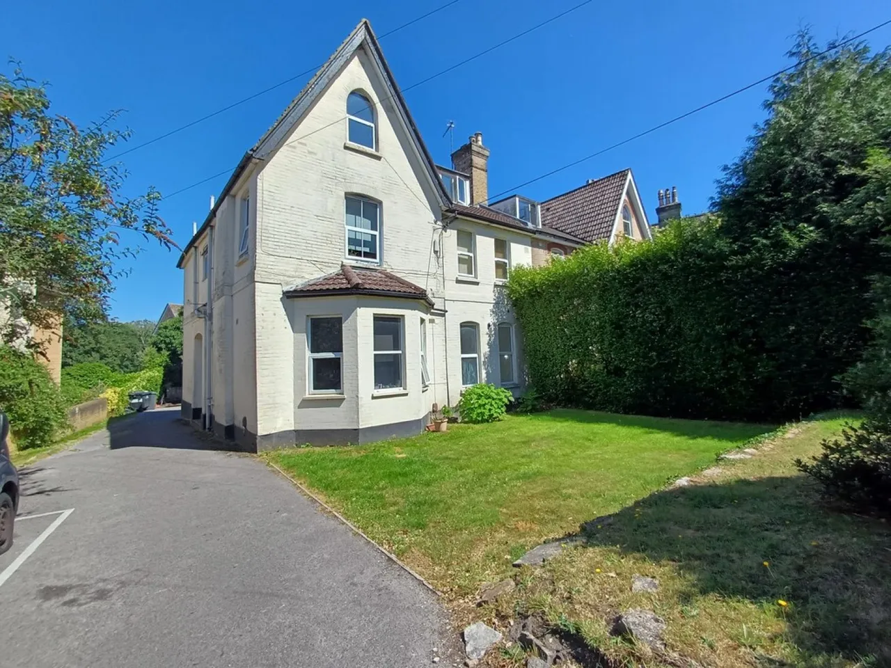 1 bed flat to rent, Crescent Road, Bournemouth, BH2