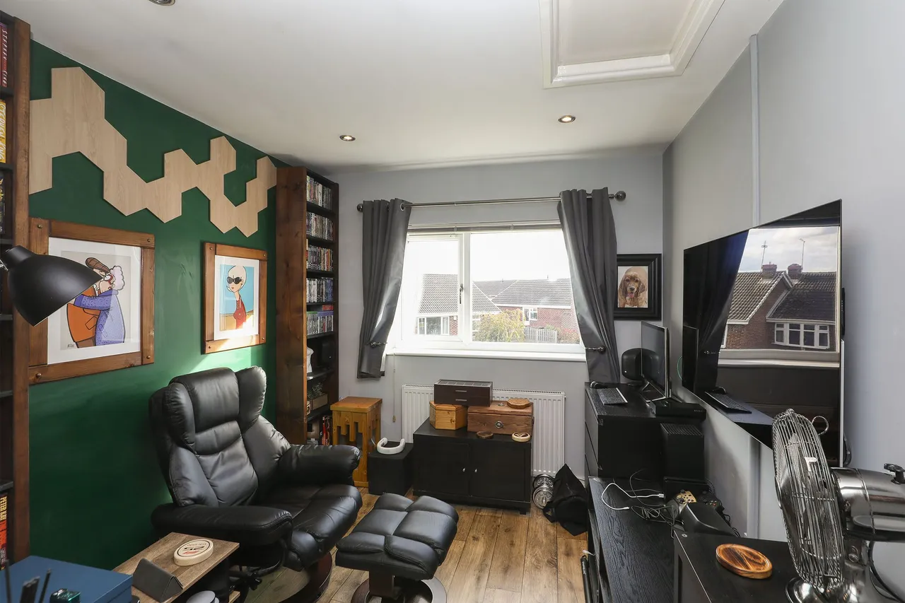 Beckton Avenue, Waterthorpe, S20, photo 17