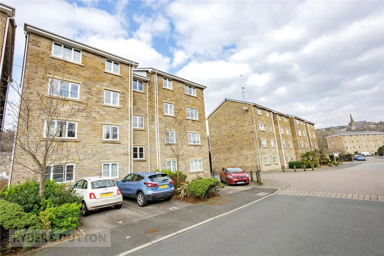 Three Counties Road, Mossley, OL5, photo 17