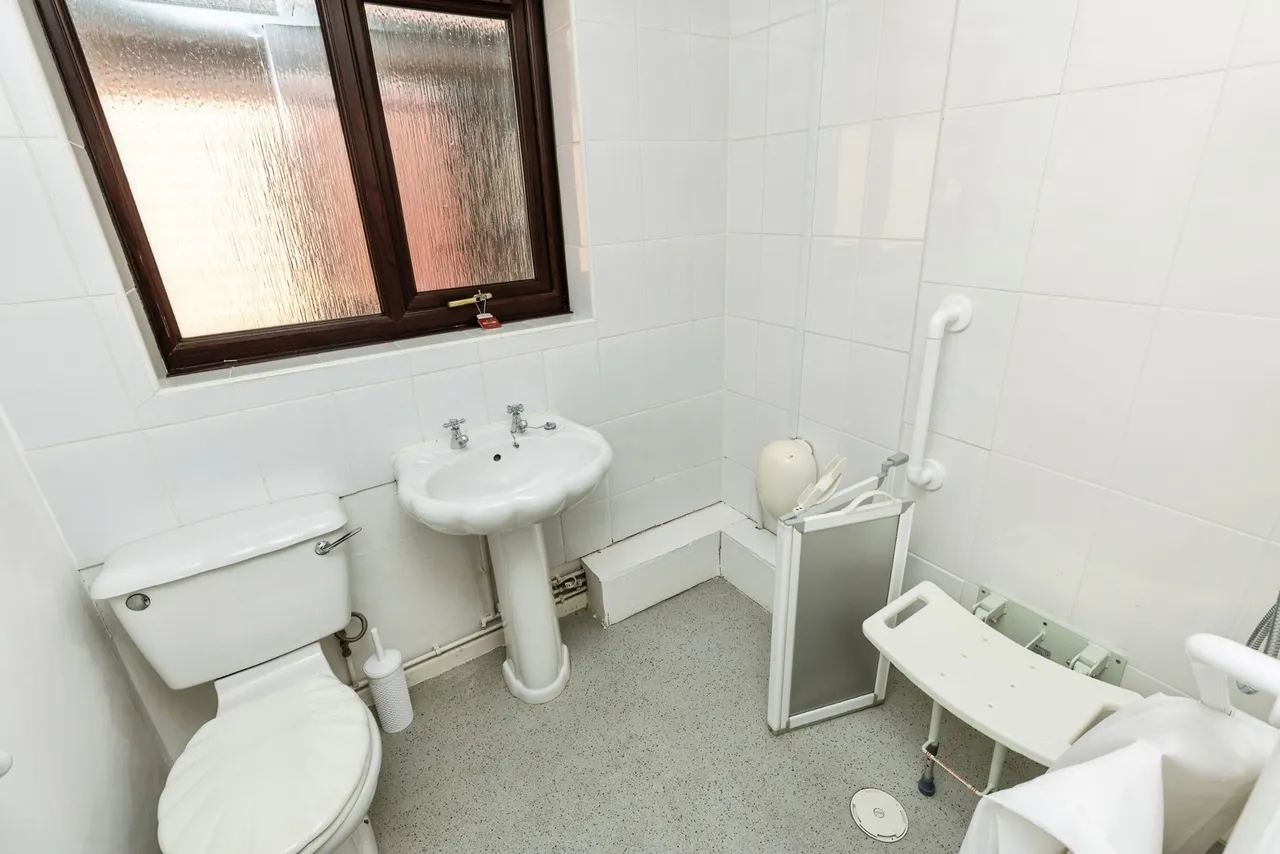 Pont Yr Afon, Pen-y-Cae, LL14, photo 16