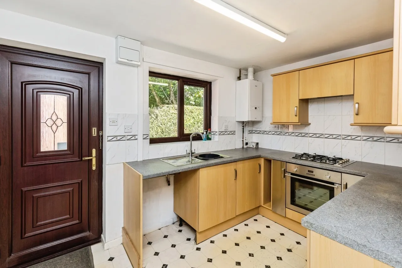 Pont Yr Afon, Pen-y-Cae, LL14, photo 5
