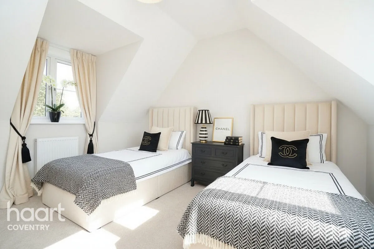 Bishopton Lane, Stratford Upon Avon, CV37, photo 28