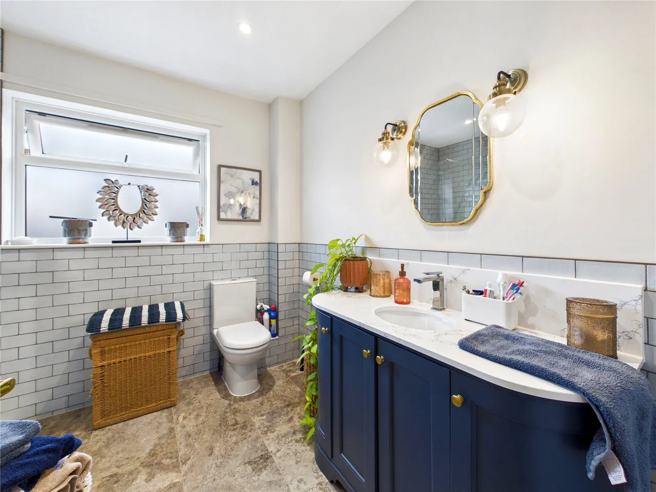Bromley Road, Lawford, CO11, photo 15