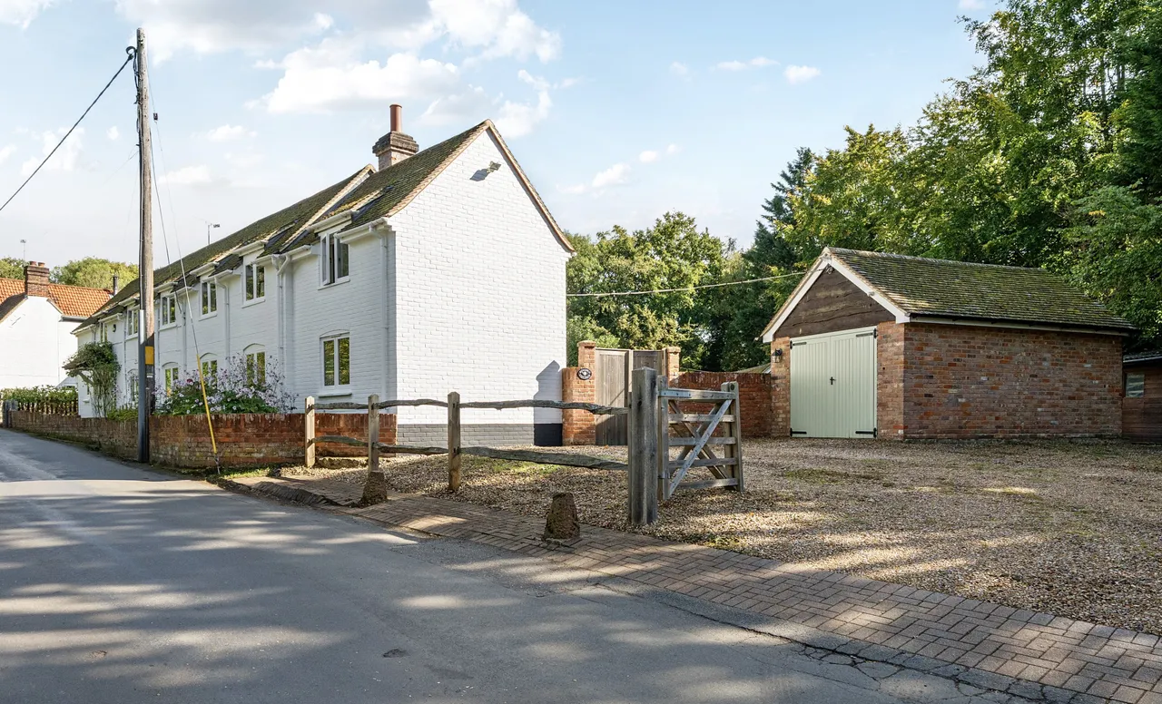 Heath Lane, Crondall, Farnham, GU10, photo 8