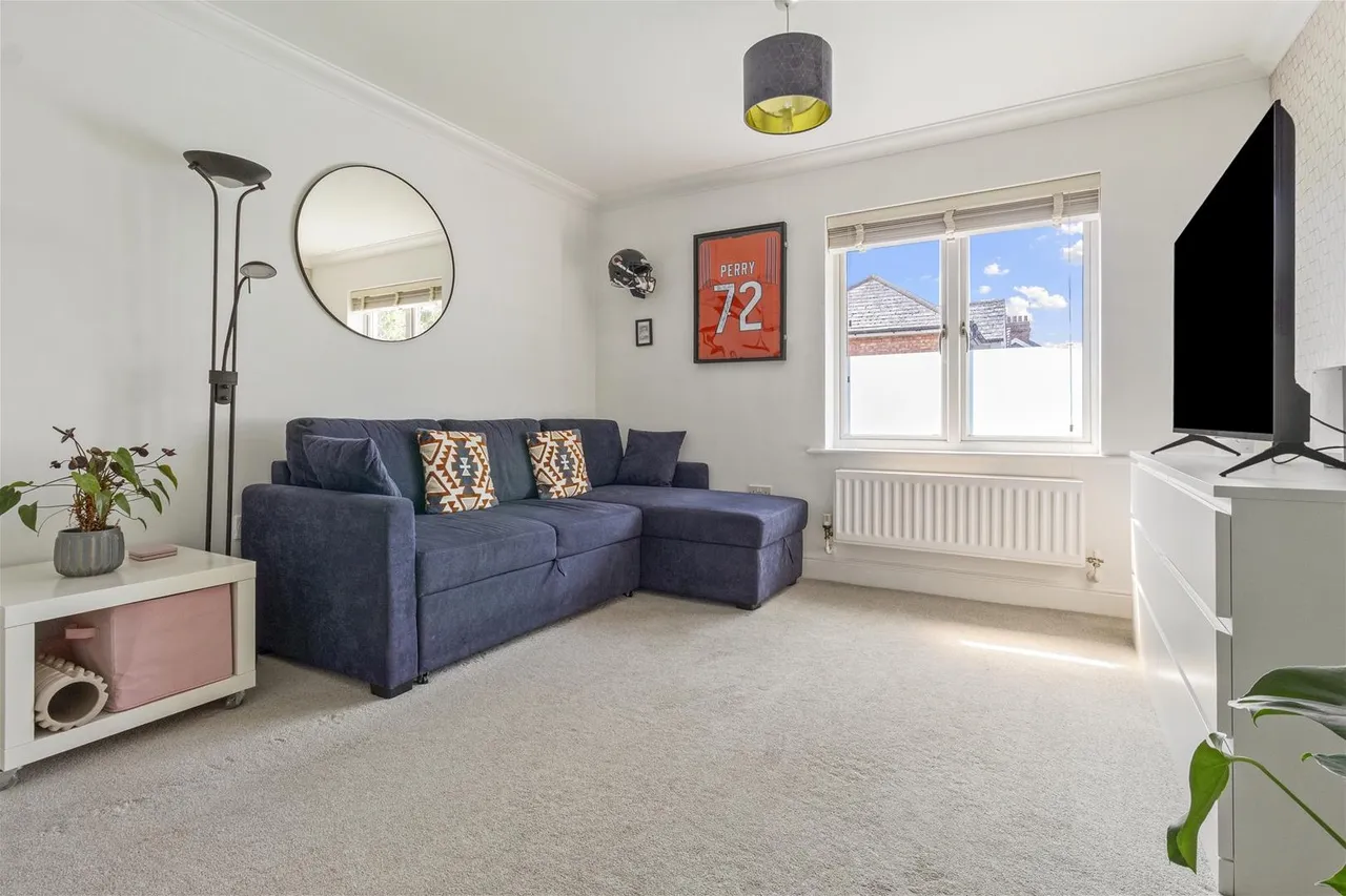 Grand Avenue, Worthing, photo 3