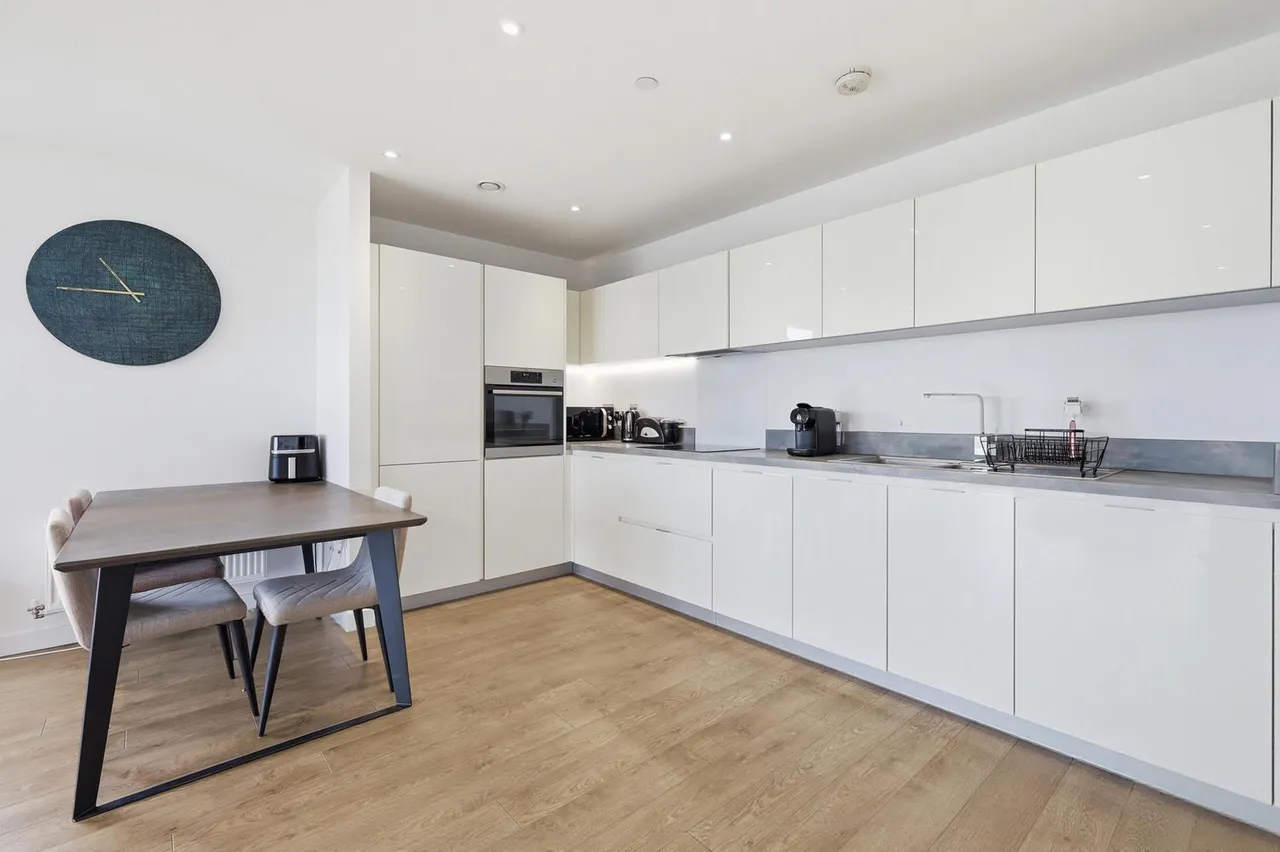 Lamington Heights, London, E14, photo 5