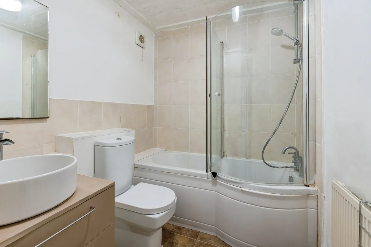 Friern Park, London, N12, photo 12