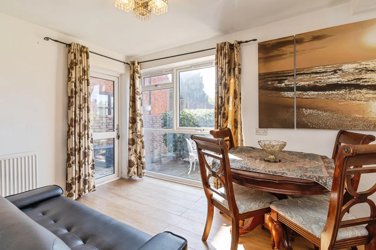 Friern Park, London, N12, photo 5
