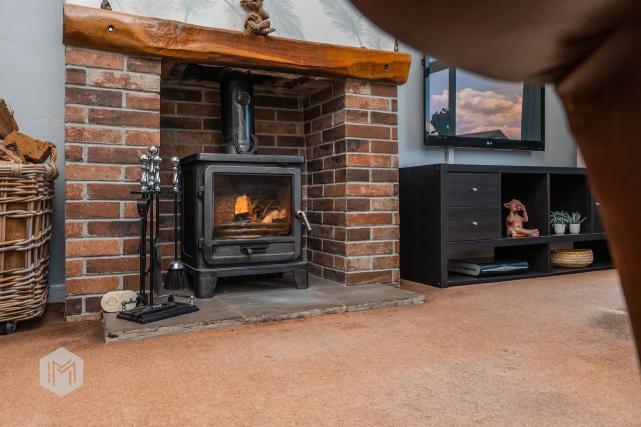 First Avenue, Tottington, Bury, BL8 3JA, photo 3