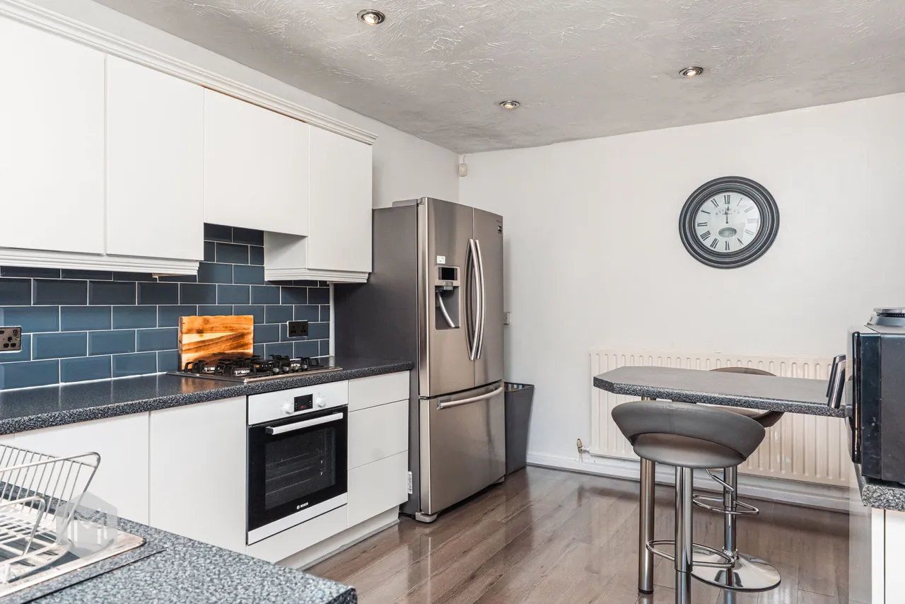 First Avenue, Tottington, Bury, BL8 3JA, photo 7