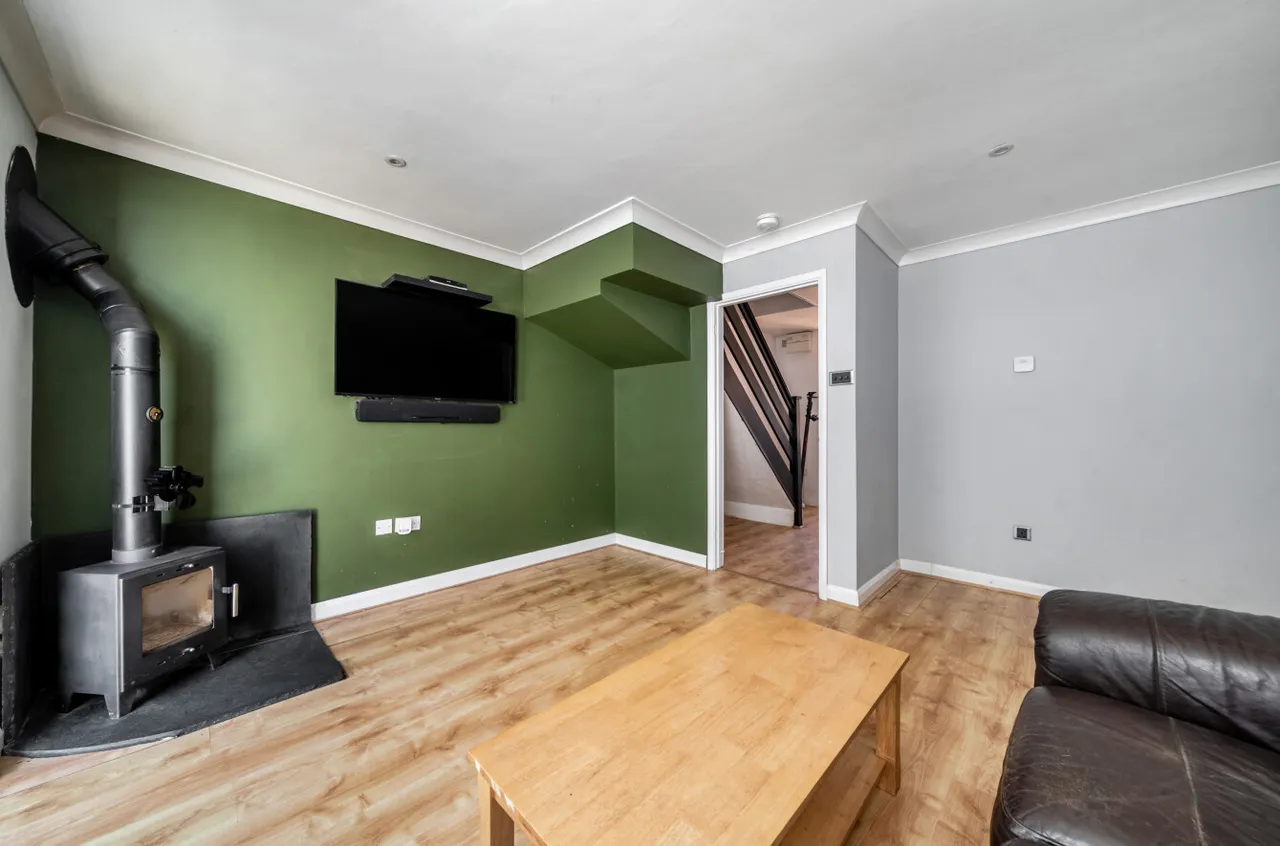 George Eliot Close, Witley, GU8, photo 8