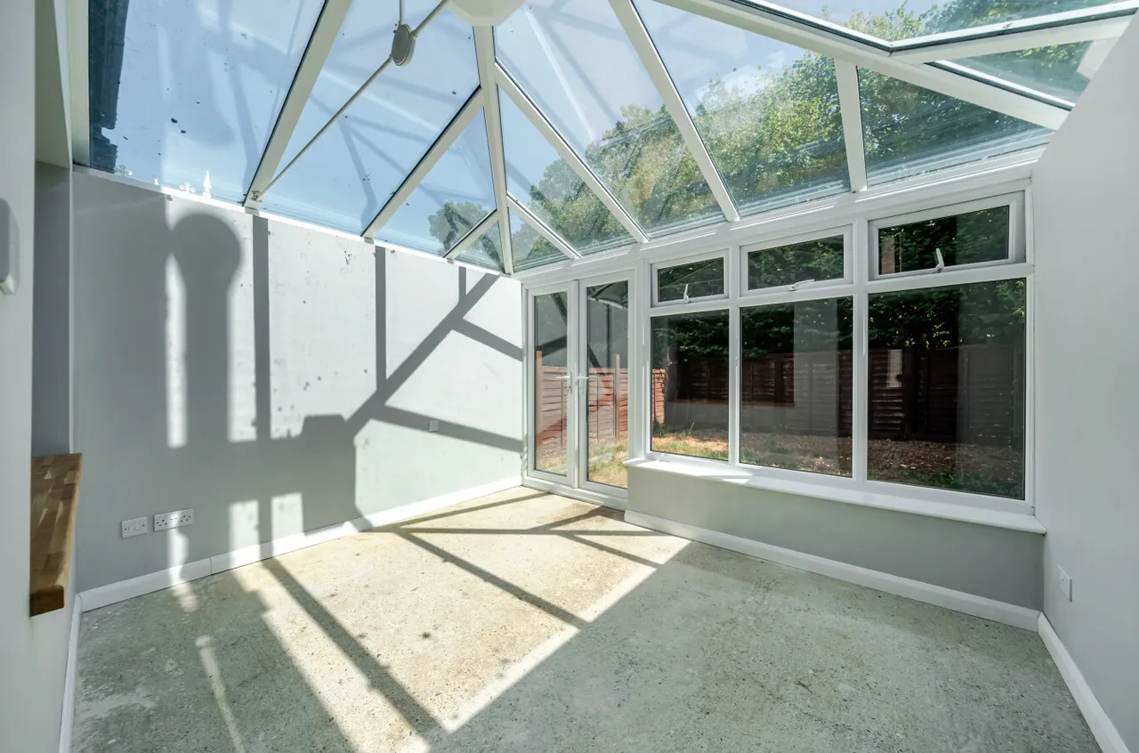 George Eliot Close, Witley, GU8, photo 9