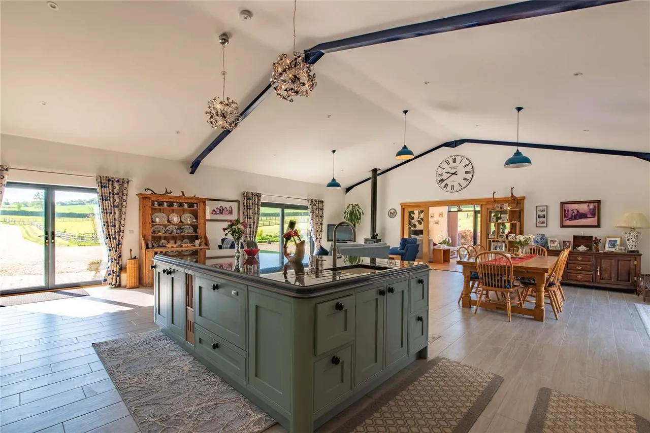 Greenways, Lambourn, Hungerford, Berkshire, RG17 7LG, photo 12