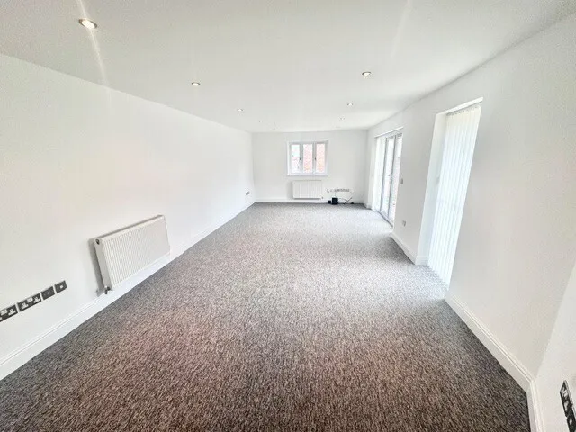 Longmead Avenue, Chelmsford, CM2, photo 4