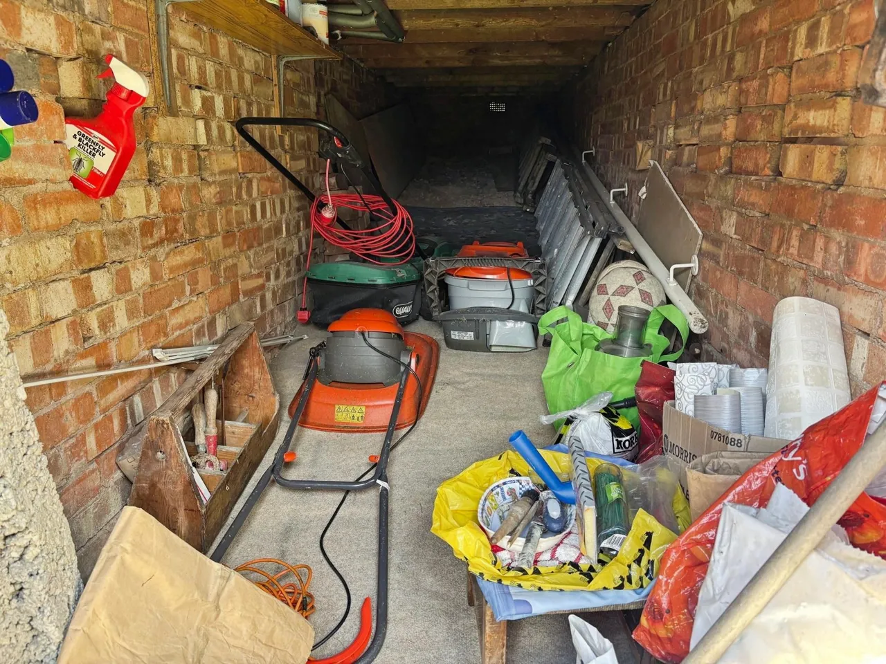 Sandstone Drive, Sheffield, S9, photo 13