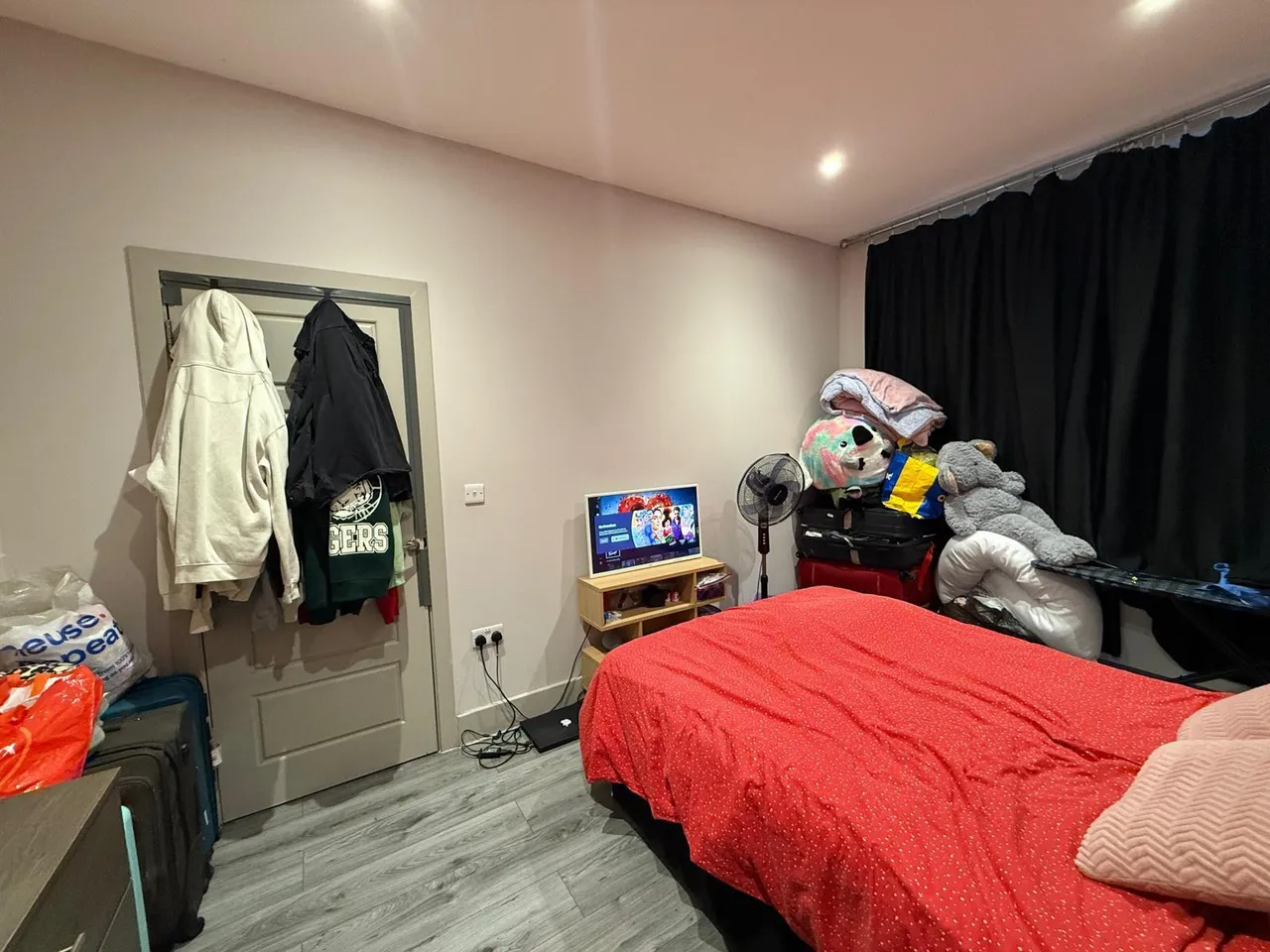 Quilters Way, Stoke Mandeville, AYLESBURY, photo 5