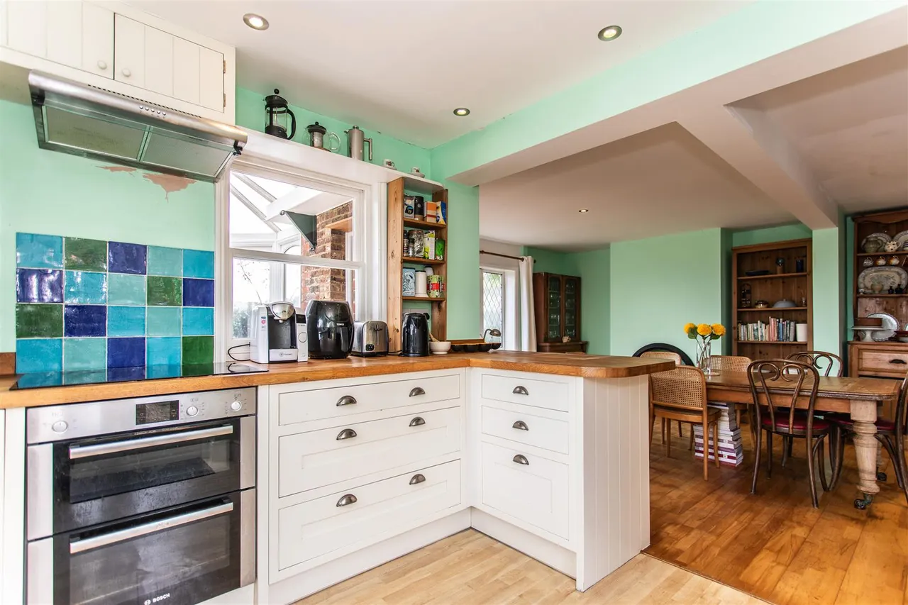 Langtye Lane, Ripe, Lewes, BN8 6BA, photo 13